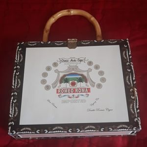 🌺CIGAR SHAPED Handbag